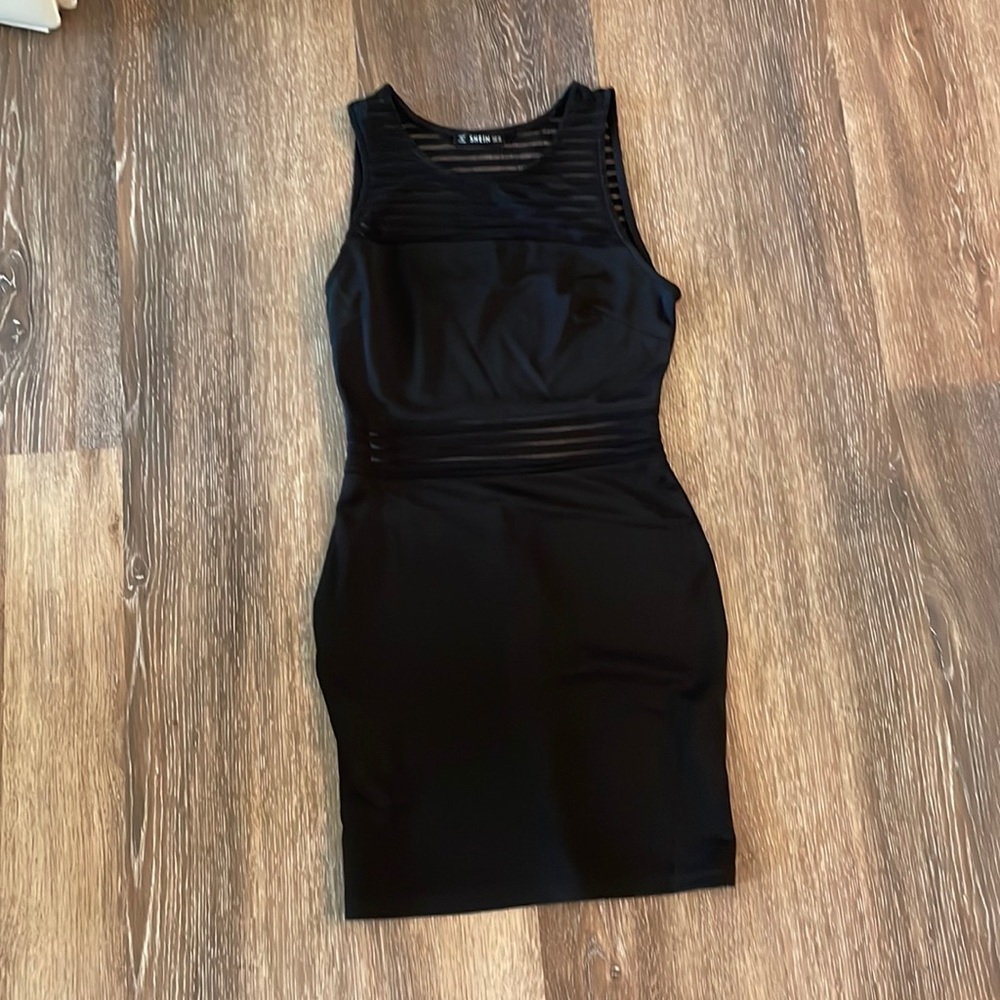 Little black dress.